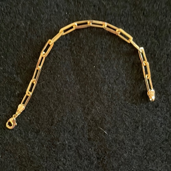 Paper clip 7 inch bracelet brand new very fashionable - Picture 1 of 3